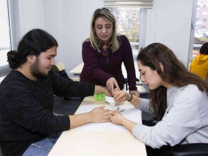 Maya: "Amacımız Hobi Değil, Meslek Edindirmek"