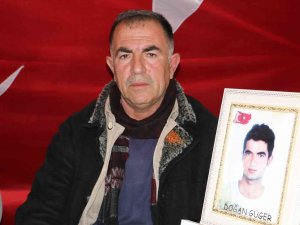 Diyarbakır’da Aileler, 4 Yıldır Hdp’nin Kapısında Evlatlarının Yolunu Gözlüyor