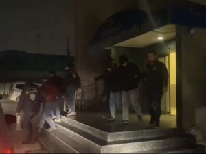 İ̇stanbul’da “Bakım Yapıyoruz” Yalanıyla Kablo Çalan Hırsızlar Yakalandı