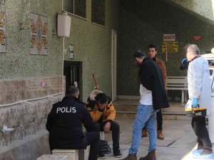30 Yaşındaki Genç, Cami Tuvaletinde Ölü Bulundu