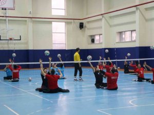 Paravolleyde Hedef 2024 Paris Olimpiyatları