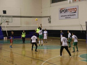 Çameli’nde Kurumlar Arası Voleybol Turnuvası Başladı