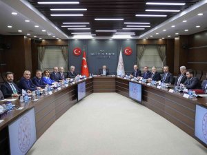 Bakan Nebati, İ̇stanbul Sanayi Odası İle Bir Araya Geldi