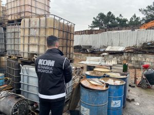 İ̇stanbul’da "10 Numara" Yağ Operasyonu: 16 Gözaltı