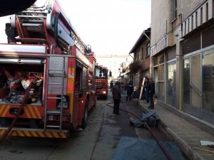 Mobilya İmalathanesinde Korkutan Yangın