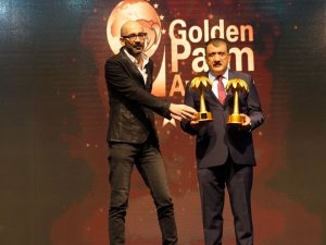 Belediye Başkanı Gürkan’a İki Ödül