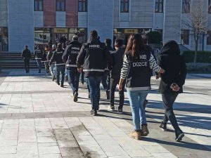 Uyuşturucu Tacirleri Tutuklandı
