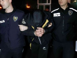 Samsun’da Otelin Kasasından Hırsızlık Yapan 2 Kişi Tutuklandı