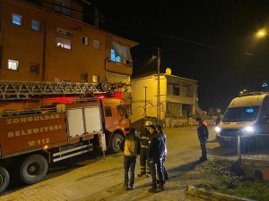 Çatı Yangını Ekipleri Harekete Geçirdi