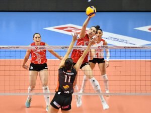 Cev Kupası: Thy: 3 - Viteos Neuchatel: 0