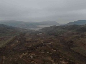 Barajda Adeta Bir Damla Su Kalmadı