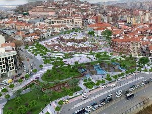 Tarihi Samanpazarı Meydanı Geri Dönüyor