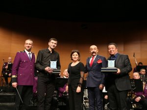 Bursa’da Özbek Melodileri