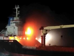 Sinop Açıklarında Yanan Kuru Yük Gemisindeki Mürettebatın İsimleri Belli Oldu
