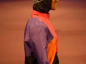 Moda Tutkunları Riyadda Mütezavi Moda Haftası’nda Bir Araya Geldi