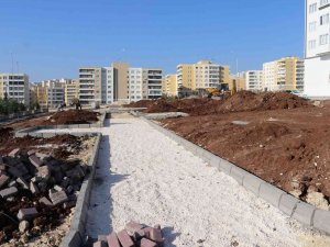 Karaköprü’ye Yeni Yeşil Alanlar Kazandırılıyor