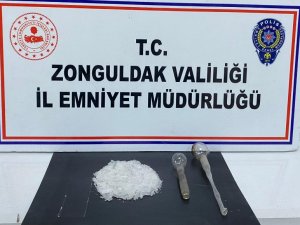 Uyuşturucu Operasyonunda 3 Kişi Yakalandı