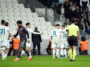 Ziraat Türkiye Kupası: Beşiktaş: 0 - Şanlıurfaspor: 2 (İ̇lk Yarı)