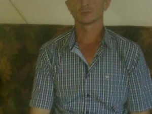 Evinde Av Tüfeğiyle Vurulmuş Halde Bulundu