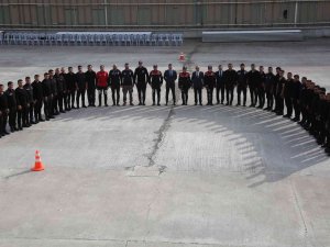 Sokaktaki Polis Sayısı Artınca Suç Azaldı, Ele Geçen Silah Sayısı Arttı