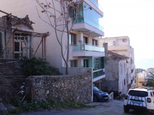 Duvarlardan Gelen Esrarengiz Sesler Polisi De Alarma Geçirdi