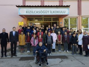 Topladıkları Kapaklarla Tekerlekli Sandalye Aldılar