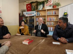 İ̇negöl’de Kahvehaneler Kitap Haneye Dönüşüyor