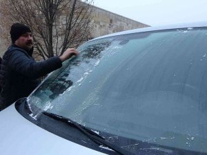 Sivas’ta Buz Kazıma Mesaisi Başladı