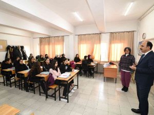 Başkan Altay: “Yarınlarımızı İnşa Edecek Gençlerimize Güveniyorum”