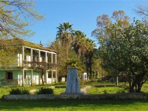 Tarihi Balık Çiftliği Şimdilerde Koyun Ağılı Oldu