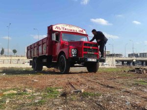 “Al Yazmalım” Kamyonu Şanlıurfa’da İlgi Odağı Oldu