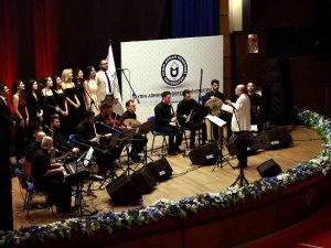 Adü Türk Sanat Müziği Korosu ’İ̇stanbul Şarkıları’ Konseri Gerçekleşti