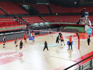 Ksk Voleybol, Çanakkale Belediyespor Maçının Hazırlıklarına Devam Ediyor