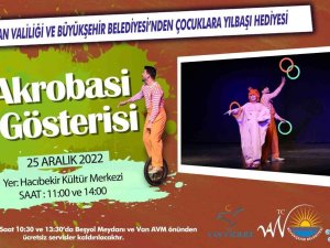 Çocuklara Yılbaşı Hediyesi