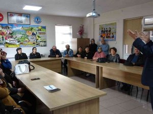 Ailelere Terapi Gibi Eğitim