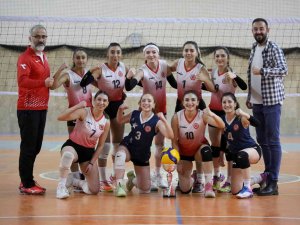 Scü Voleybol Takımı Adım Adım Süper Lig’e Yürüyor