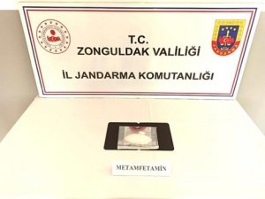 Jandarmanın Aradığı Şüphelinin Üzerinden Uyuşturucu Çıktı: 1 Tutuklu