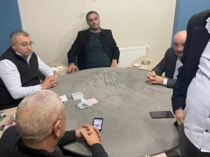 Sancaktepe’de Kıraathanede Kumar Oynayanlara 18 Bin 190 Tl Ceza
