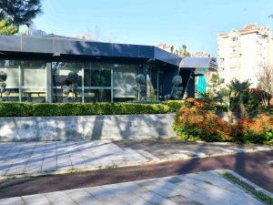 Esenyurt’un İlk Sosyal Tesisi Açıldı