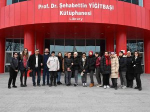 Lise Öğrencileri Üniversite Yaşamını Yerinde Gördü