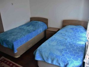 Evsiz Ve Kimsesizlere Sıcak Yuva