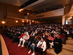 Pursaklar Belediyesi Vatandaşları Sanatla Buluşturdu