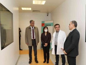 Rektör Altun, Araştırma Merkezi Ziyaretlerine Devam Ediyor