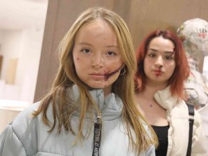 Kadına Yönelik Şiddete Tiyatral Gösteriyle Dikkat Çektiler