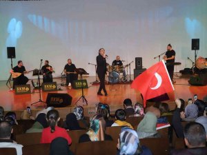 Eşref Ziya Terzi Konseri Yoğun İlgi Gördü