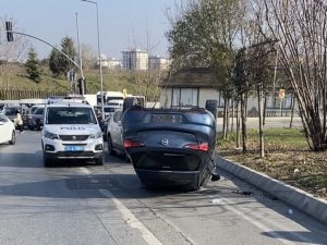 Takla Atan Otomobili Vatandaşlar Düzeltti