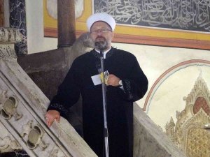 Diyanet İ̇şleri Başkanı Ali Erbaş’tan Cuma Hutbesinde Yılbaşı Vurgusu