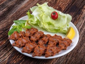 Yeni Yılda Yeni Umutlar Özhan’dan Mutluluklar