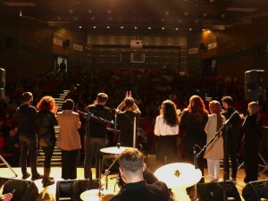 Finaller Öncesinde Moral Konseri