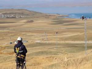 Vedaş’tan Tuşba İlçesine 10 Milyon Tl’lik Yatırım